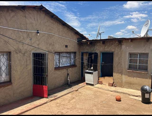 4 BEDROOM HOUSE FOR SALE IN NCALA